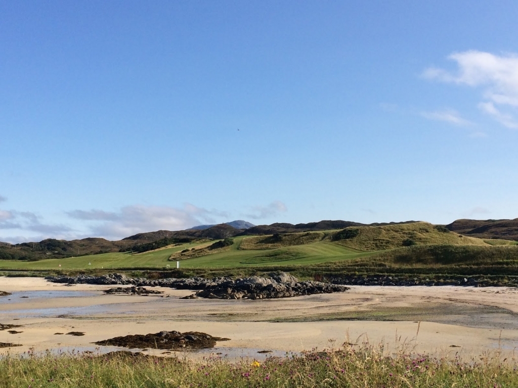 イギリスゴルフ 番外編 スコットランド遠征 Traigh Golf Course 手書きイラスト風のコースガイドがキュート Linkslover