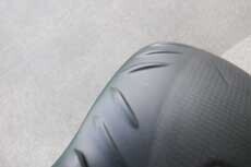 クラウンマーク代わりの突起物