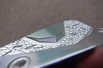 Waoww RV-555 IRON MB バックフェースの膨らみ
