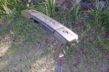 Golf putters