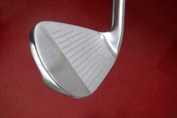 KAMUIWORKS JAPAN Rex & Regina Iron, designed to deliver exceptional distance and accuracy on all shots