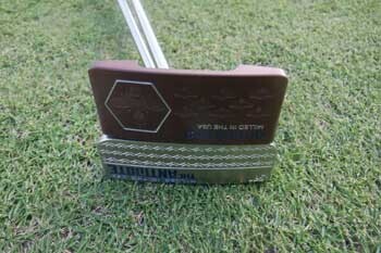 BETTINARDI パター QB8 CENTER と ANTIDOTE SB1 の打ち比べまとめ 写真 試打レビュー ゴルフクラブ比較