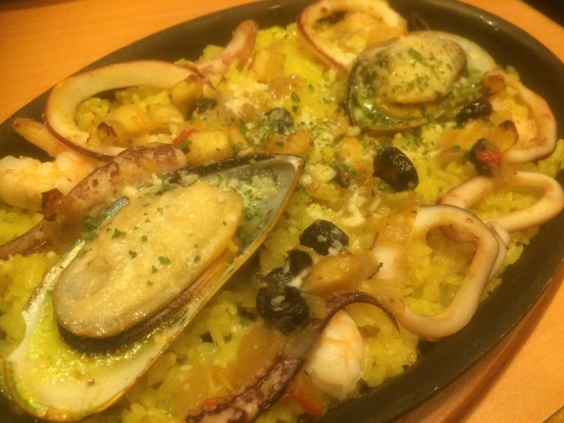 地中海ピラフのオーブン焼き