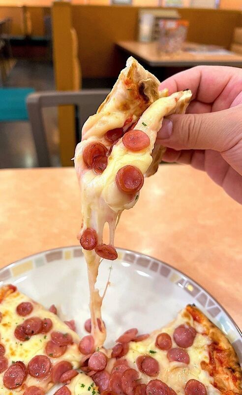 Wチーズ ソーセージピザ