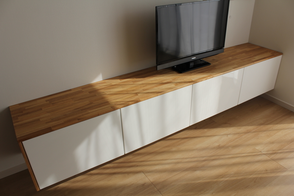 壮大 Ikea Besta テレビ台 組み立て がじゃなたろう