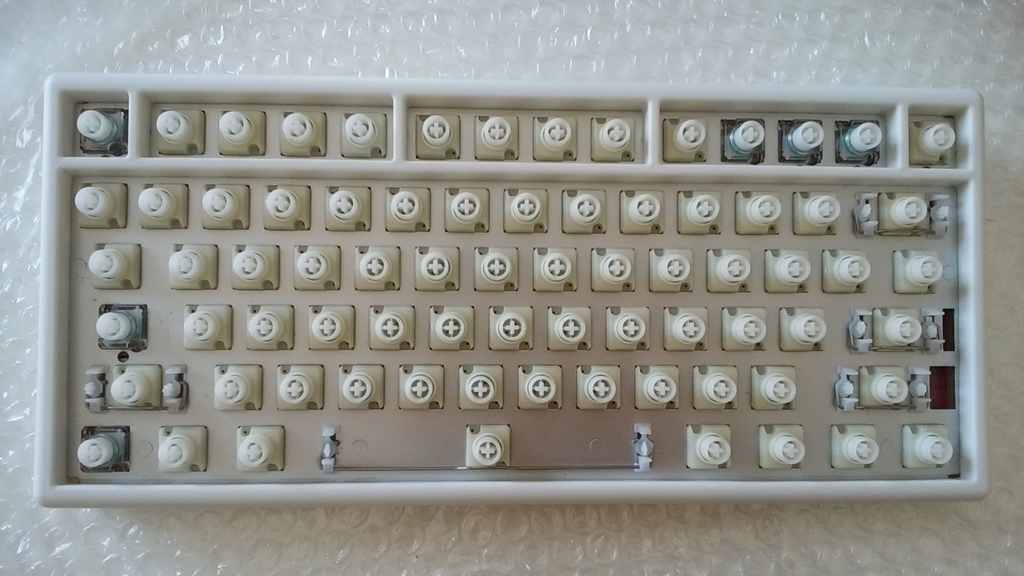 NiZ Plum 75 を無刻印化 - goropikariの備忘録