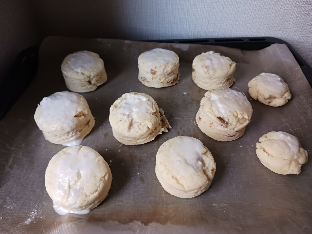 Lazy daisy Bakery　小関由美　中山真由美　スコーン　英国菓子Lazy daisy Bakeryのおいしい秘密
