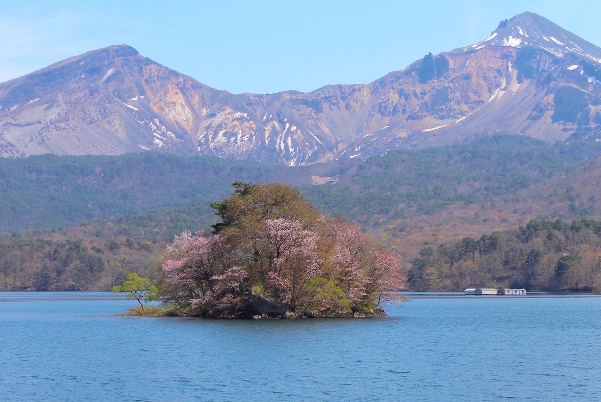 風情たっぷり、福島県の絶景「山桜スポット」7選 - ふくしま桜旅