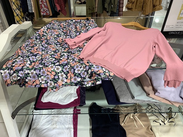 洋服　買い物　コーディネート