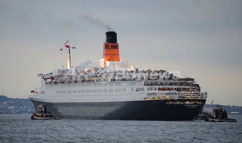 QUEEN ELIZABETH2 クイーンエリザベス2 8MG739QE QUEEN ELIZABETH2 クイーンエリザベス2 8MG739QE インテリア時計