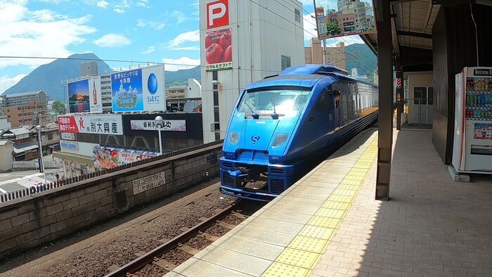 特急ソニック 883系