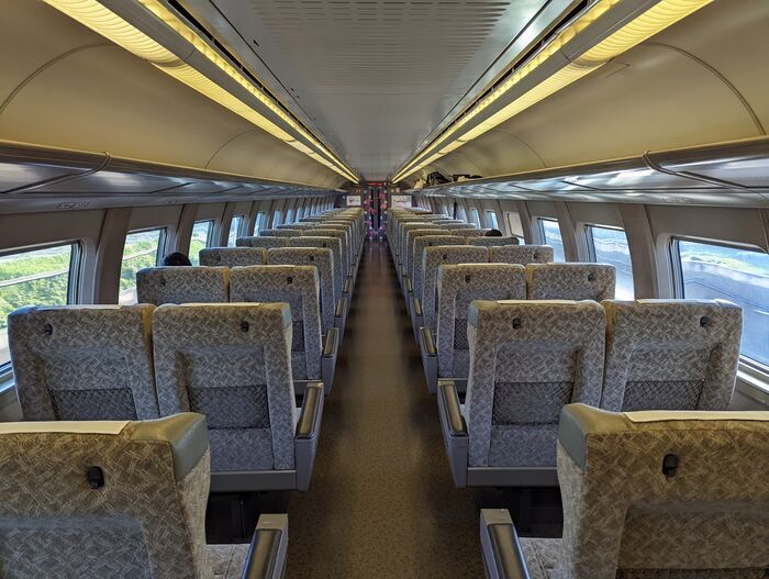 オススメは6号車☆】500系のハローキティ新幹線で博多駅から広島駅まで