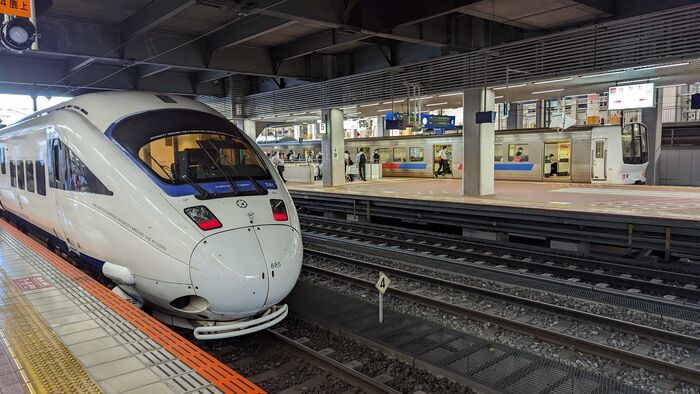 JR九州 885系 博多駅