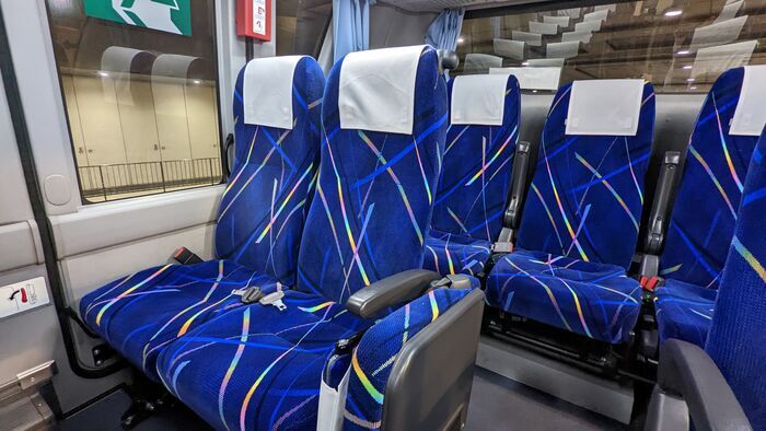 西鉄高速バス ひきの号 座席