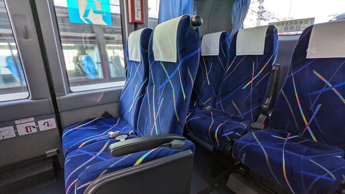 西鉄高速バス ひきの号 座席