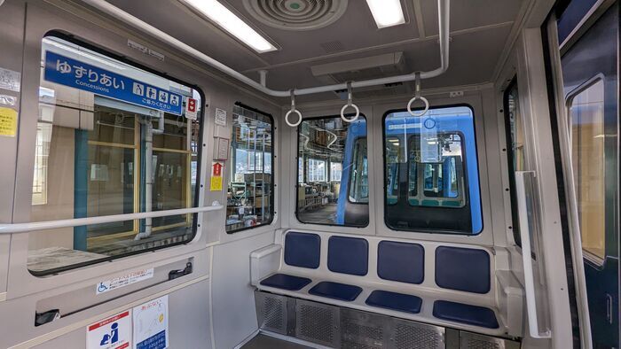 スカイレールみどり坂線　スカイレール　200形