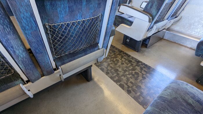 JR四国 N2000系 特急宇和海 自由席