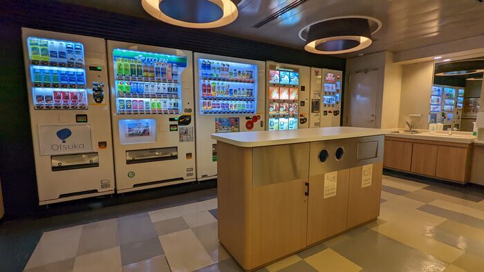 宇和島運輸フェリー　あかつき丸　自動販売機