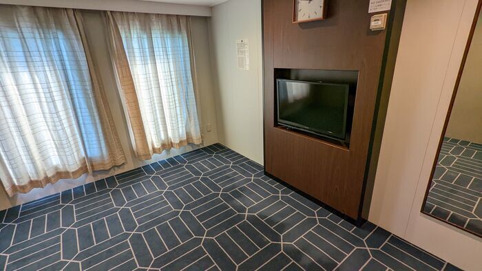 宇和島運輸フェリー　あかつき丸　1等客室