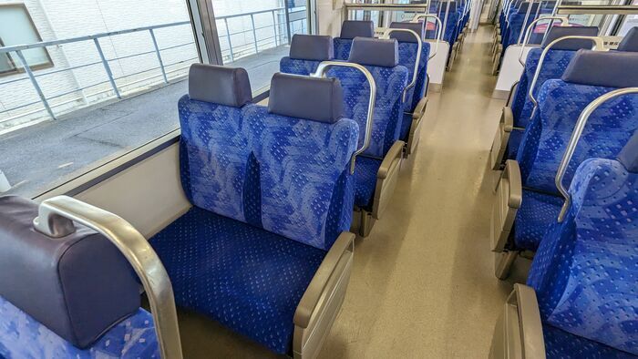 西日本鉄道 西鉄天神大牟田線 3000形電車 座席