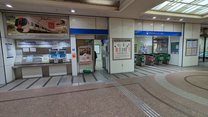 西鉄天神大牟田線 福岡(天神駅)