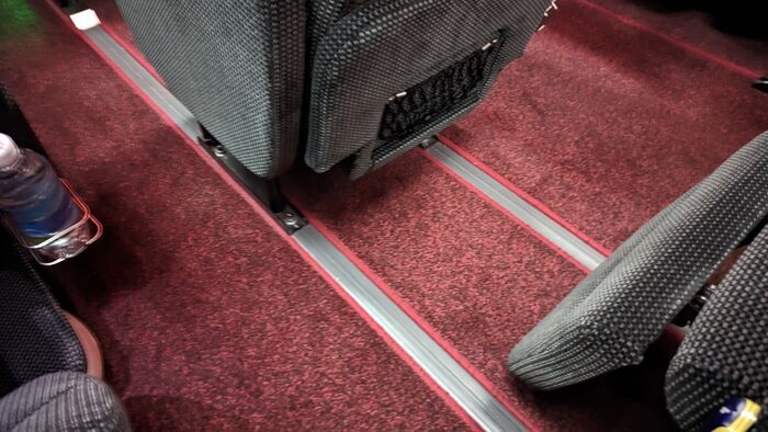 四国高速バス さぬきエクスプレス福岡号 3列独立シート