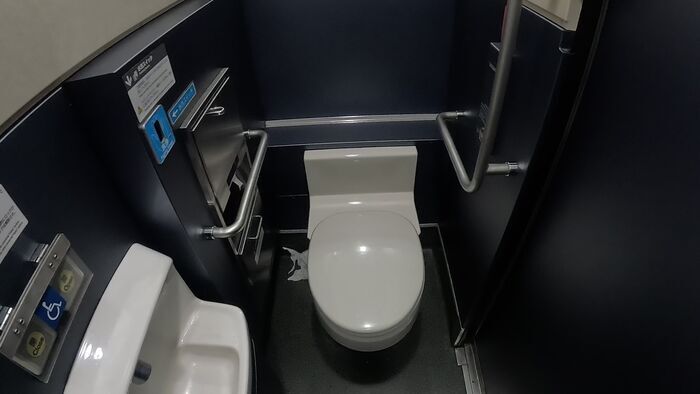名古屋鉄道 ミュースカイ 2000系 トイレ