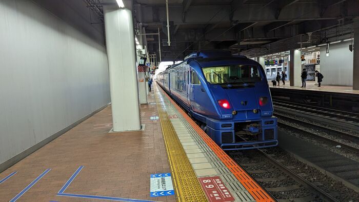 JR九州 883系 特急ソニック 博多駅