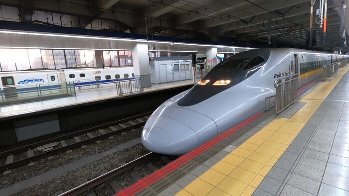 快適すぎるサルーンシート】山陽新幹線700系「こだま」の指定席に乗っ