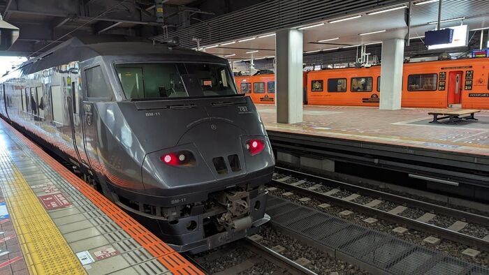 JR九州 787系 博多駅