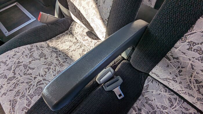 大分交通 とよのくに号 4列シート