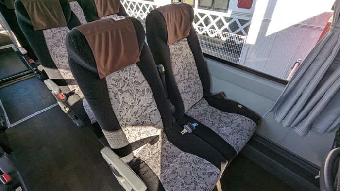 大分交通 とよのくに号 4列シート