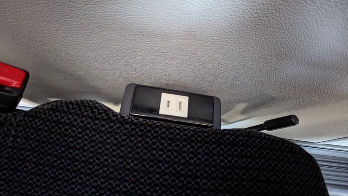 大分交通 とよのくに号 4列シート コンセント