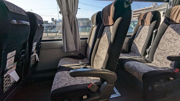 大分交通 とよのくに号 4列シート