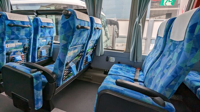 西鉄高速バス ふくふく号 座席