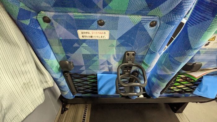 西鉄高速バス ふくふく号 座席