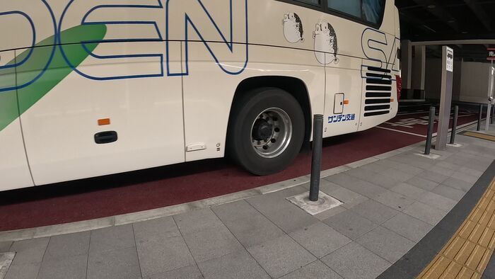 サンデン交通　ふくふく号　セレガ