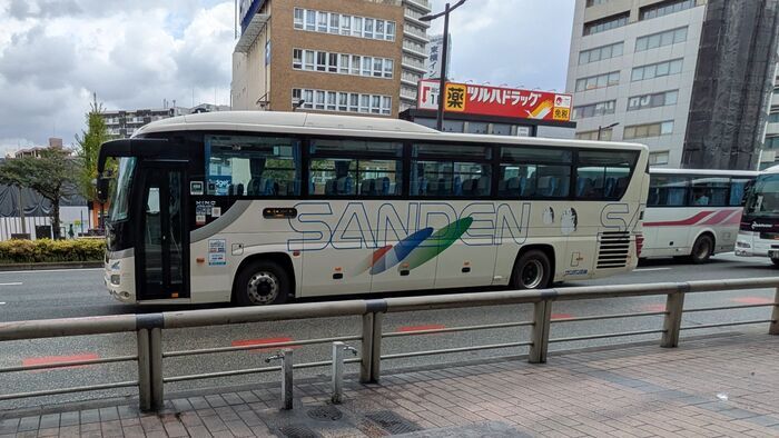 サンデン交通　ふくふく号　セレガ