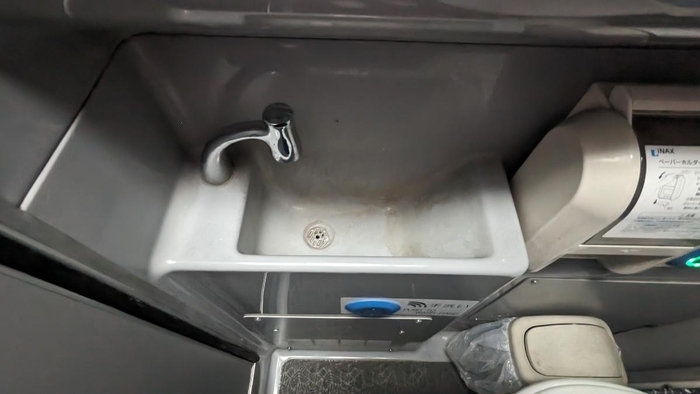 九州産交バス なんぷう号 3列独立シート トイレ