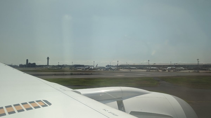 ANA ANA242便 普通席 搭乗記 福岡空港⇒羽田空港
