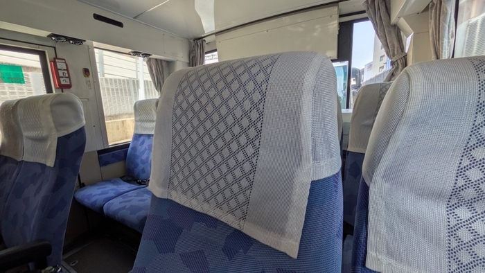 西鉄バス 天神~直方線 B高 4列シート