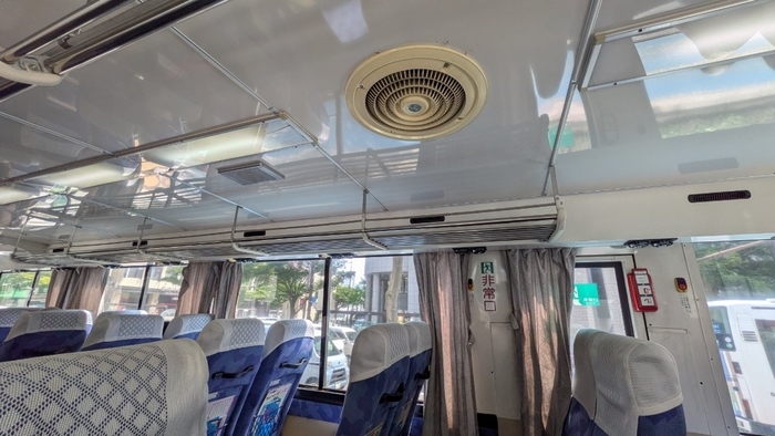 西鉄バス 天神~直方線 B高 4列シート