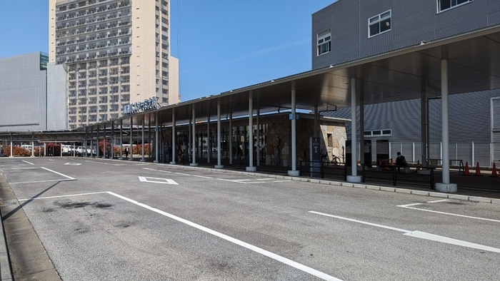 ジェイアール四国バス　高松エクスプレス広島号　高松駅高速バスターミナル