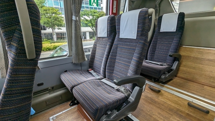 西鉄バス　とよのくに号　エアロエース　4列シート