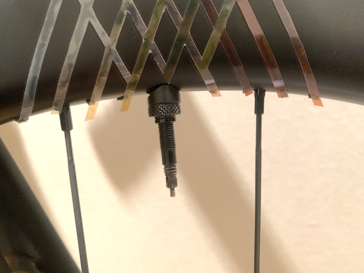 接着力不足のシール