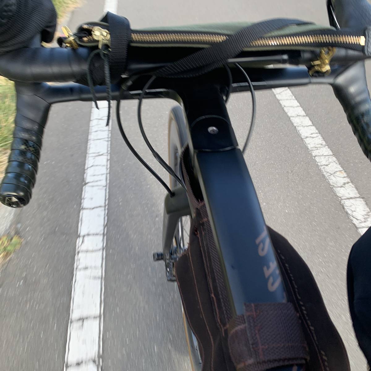 サコッシュ　ハンドル