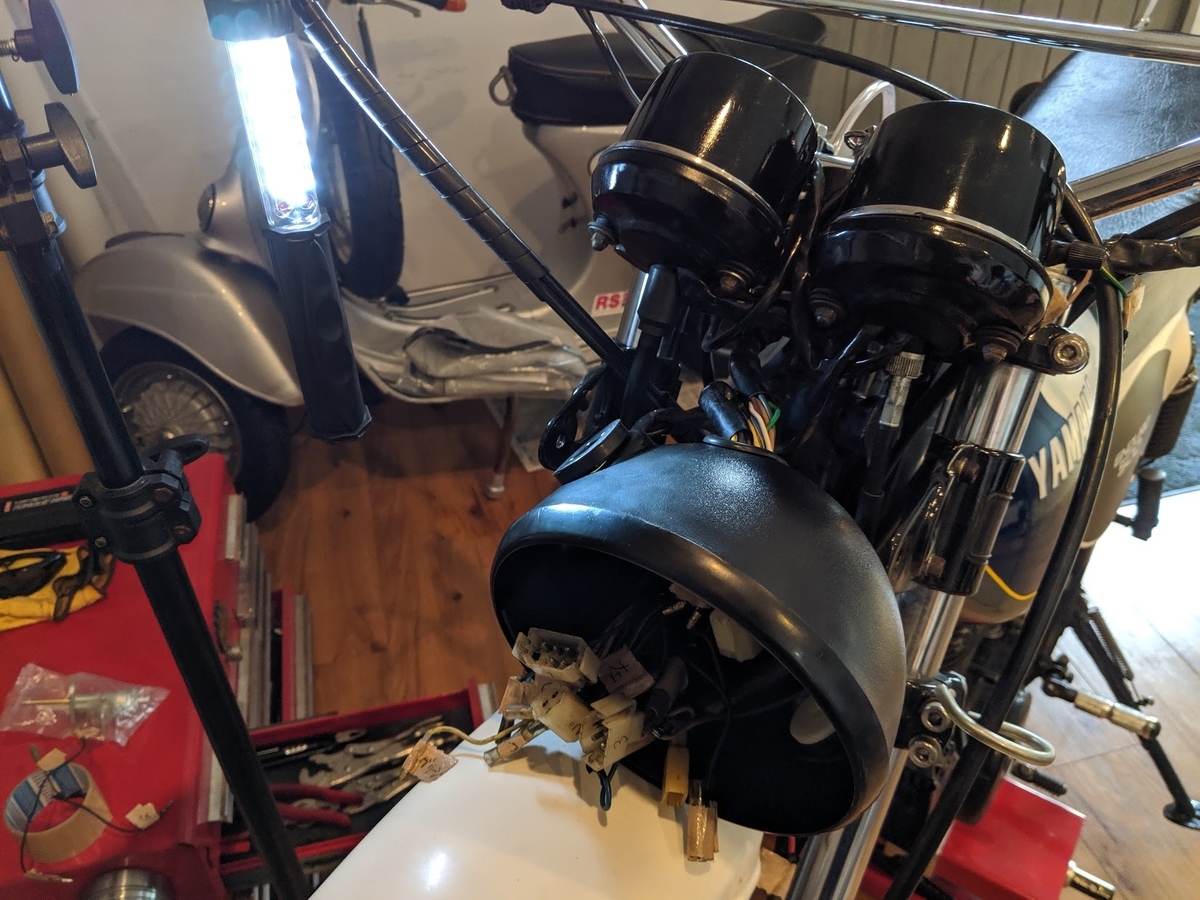 f:id:graphes:20190930110657j:plain f:id:graphes:20190930110657j:plain