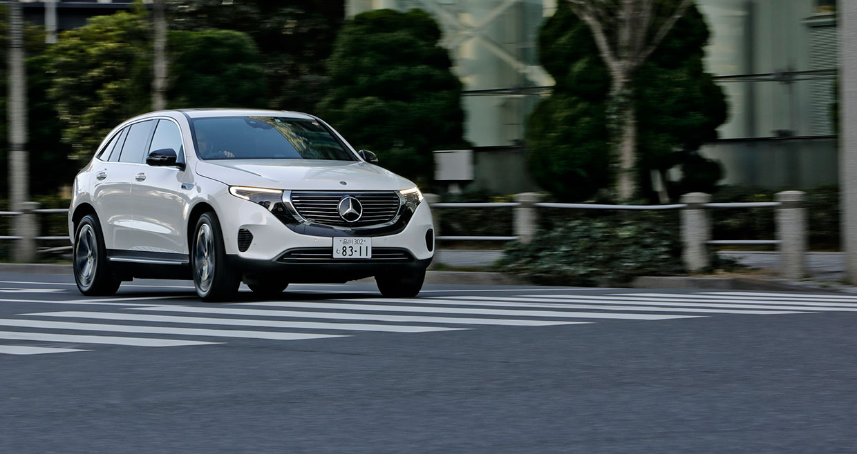 Mercedes Benz EQC 専用ベース　純正品 Mercedes-Benz Accessories｜メルセデス・ベンツ日本
