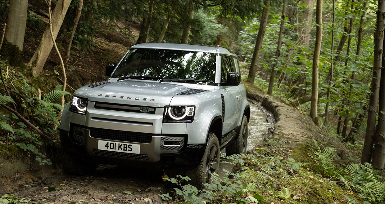 個性が際立つショートボディ仕様 ランドローバー「ディフェンダー90