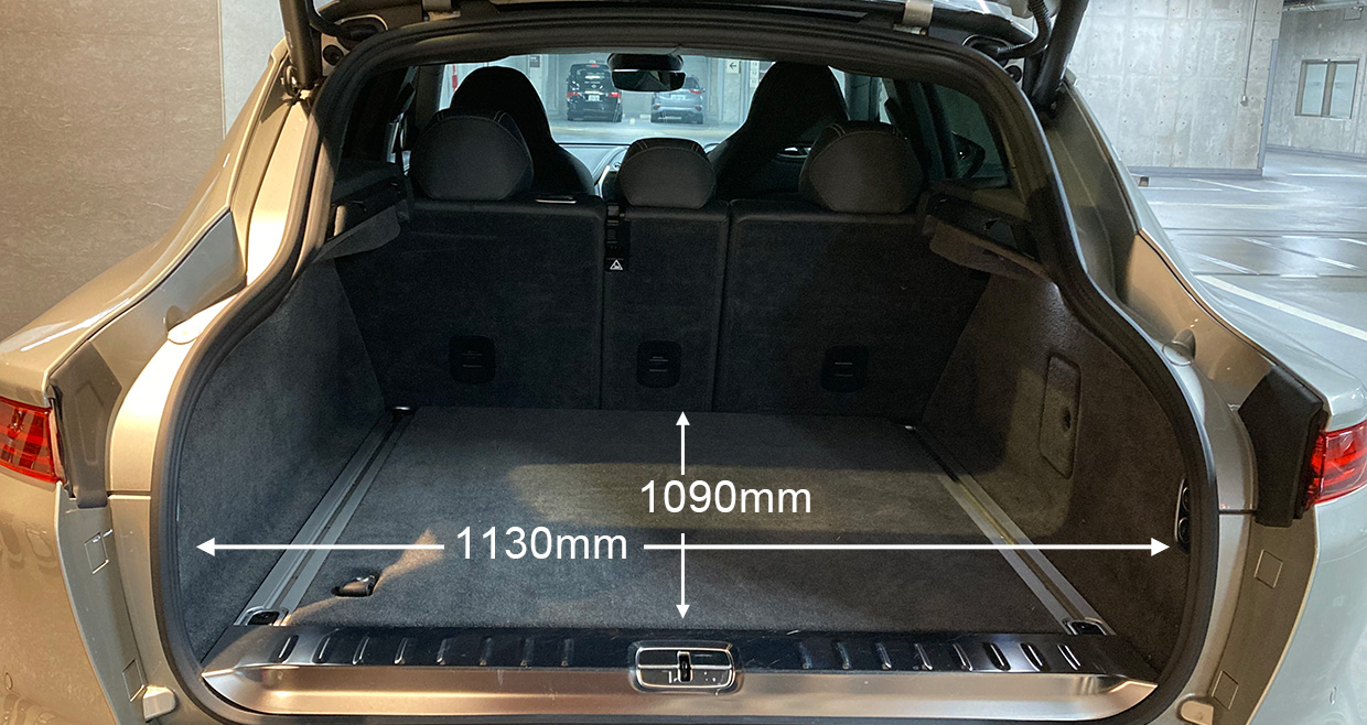 キャディバッグ積載量は？ アストンマーティン「DBX707」を検証 - BRUDER